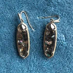 Elle Gold Drop earrings